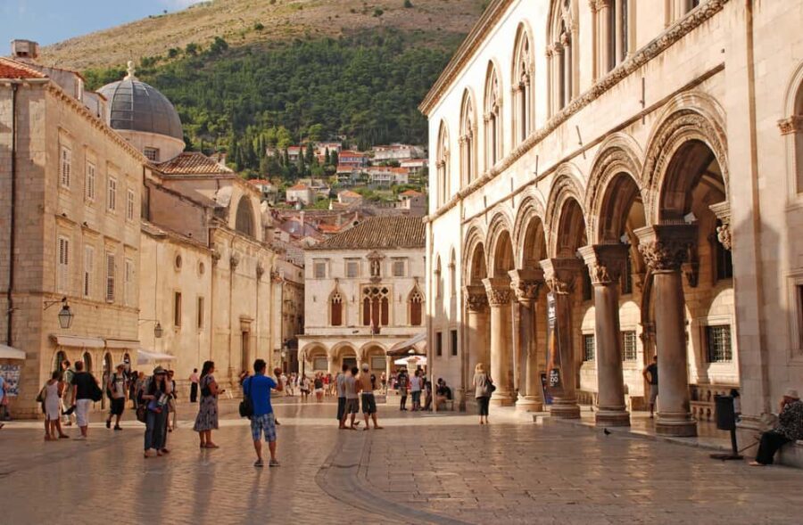 Dubrovnik Old Town History Tour: Early & Late Start - Rector’s Palace and the side alleys where details matter