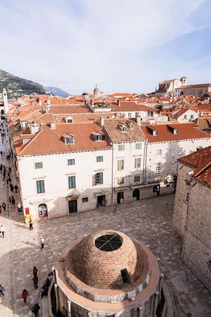 Dubrovnik Old Town: Night tour with History, Wine & Bites - Key things to know before you go
