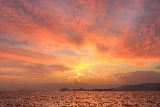 Dubrovnik Old Town Sunset Cruise - The captain factor: Neno/Nemo-style storytelling