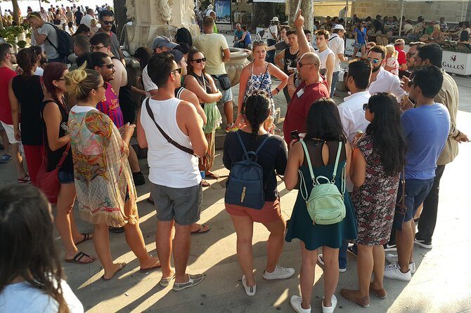 Dubrovnik: Old Town Walking Tour - Large Onofrio’s Fountain: More Than a Pretty First Landmark