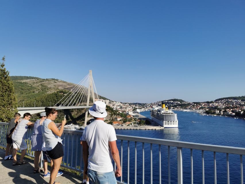 Dubrovnik: Panorama Tour with Free Time in the Old Town - Using Your 3 Hours in Old Town Without Burning It All on Lines