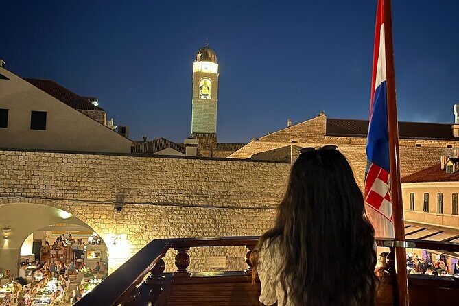 Dubrovnik Panoramic Night Cruise with Karaka - Sailing back into the port for panoramic city lights