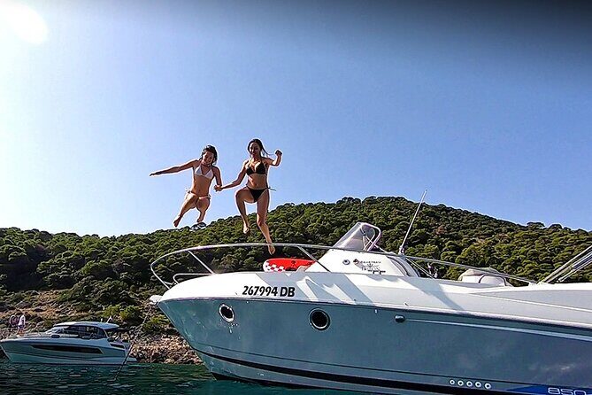 Dubrovnik Private Boat Excursion - Elaphite Islands - Stop 1: Kolocep and the Blue Cave swim-and-snorkel window