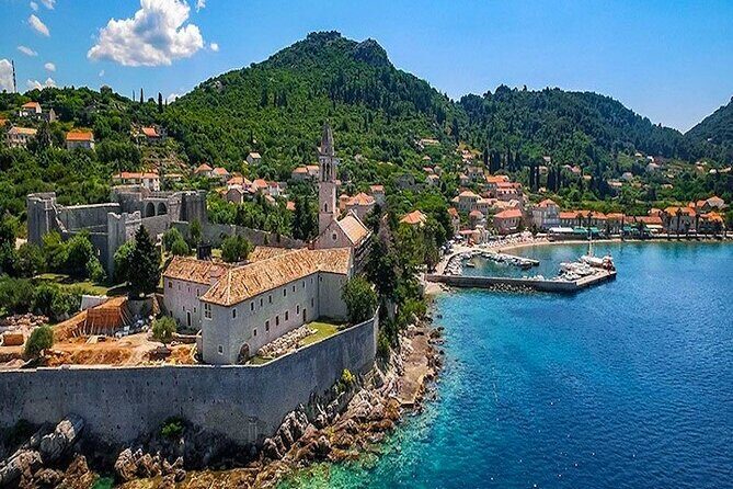 Dubrovnik Private Boat Excursion - Elaphite Islands - Stop 2: Sunj Beach on Lopud for real beach time