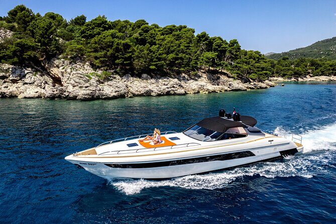 Dubrovnik: Private Boat Tours to Elaphite Islands - Getting to the boat: Dubrovnik pickup that saves energy