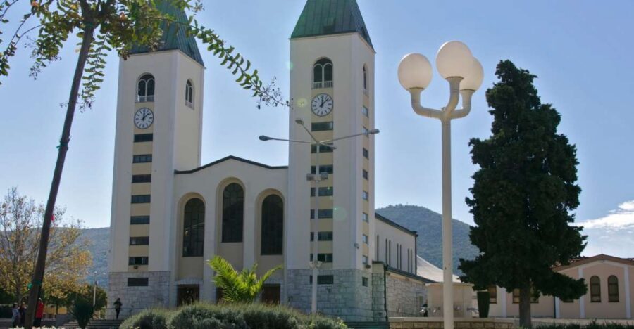 Dubrovnik: Private Day Trip to Medjugorje with Hotel Pickup - Apparition Hill Climb: The Physical Part of the Pilgrimage