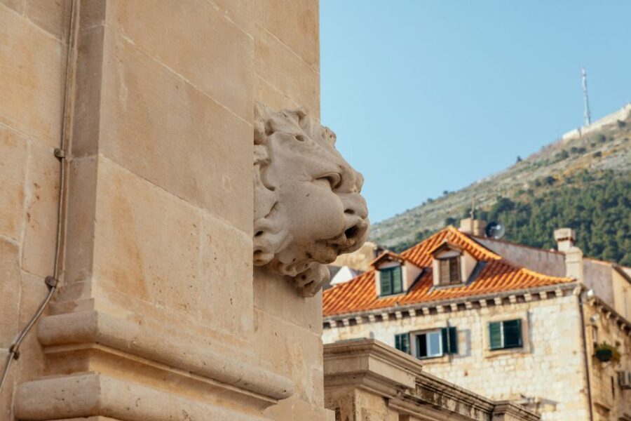 Dubrovnik: Private Family Friendly City Tour with Guide - A private 90 minutes in Dubrovnik Old Town, built for families
