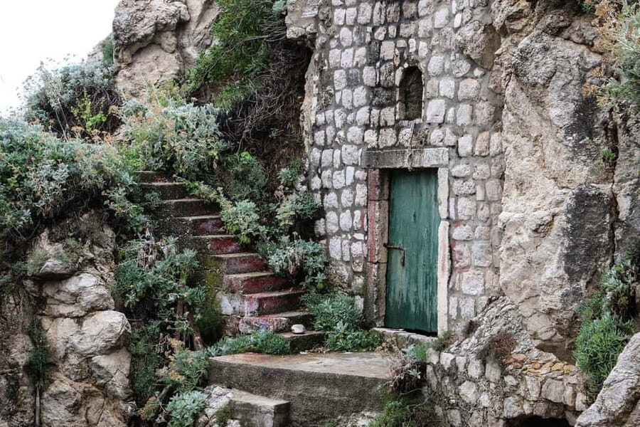 Dubrovnik: Private Game of Thrones Tour: Inside Look - Dubrovnik West Harbour: a quick photo stop that sets the scene