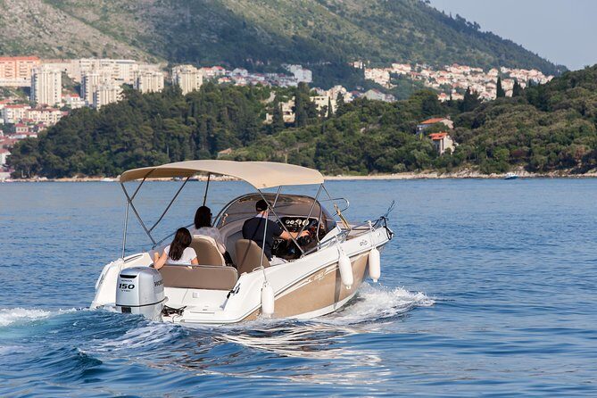 Dubrovnik Private Speed Boat Tour to the Islands - The Galia 630 sundeck speedboat ride: views and real sea-time