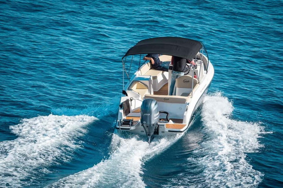 Dubrovnik: Private speedboat tour of Elafiti islands - Swimming, snorkeling, and the Blue Cave reality check