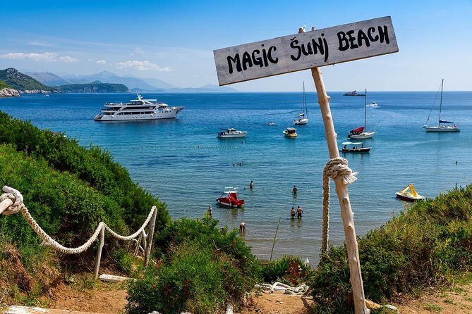 Dubrovnik Private Speedboat Tour to Elaphite Islands with Drinks - Lopud Island: Car-Free Beaches and a Great Lunch Plan