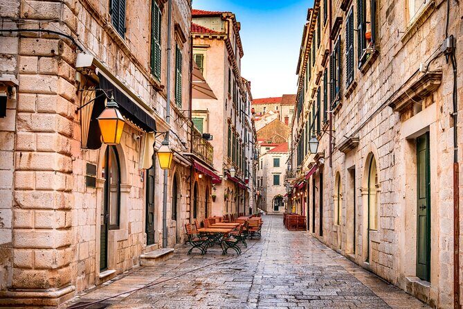 Dubrovnik Scavenger Hunt and Highlights Self Guided Audio Tour - Route walkthrough: from Pile Gate through Fort Bokar and back