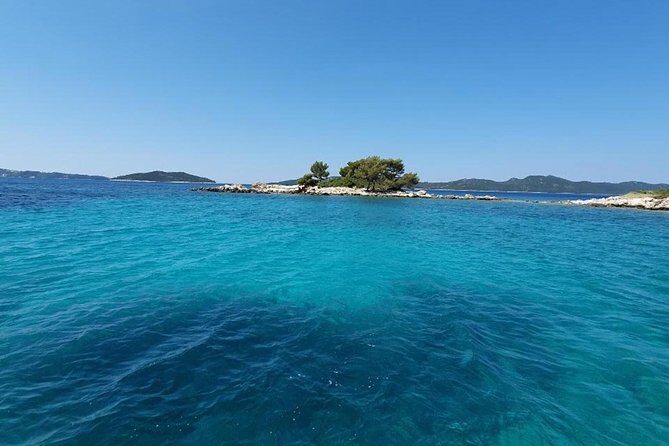 Dubrovnik Speedboat Quicksilver 675 Private Tours - Guides and storytelling: Luca and Matij’s on-water explanations
