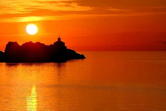 Dubrovnik Sunset Catamaran Cruise with drinks - The Sailing Route: Old Town and Dubrovnik Walls from the Water