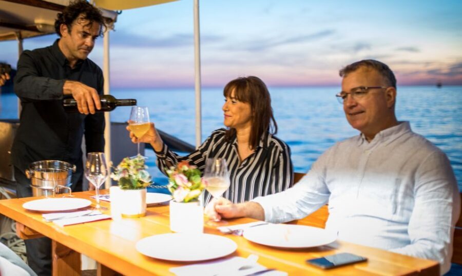 Dubrovnik: Sunset Dinner Cruise around the Old Town - Practical Tips to Make Your 2 Hours Go Smoothly