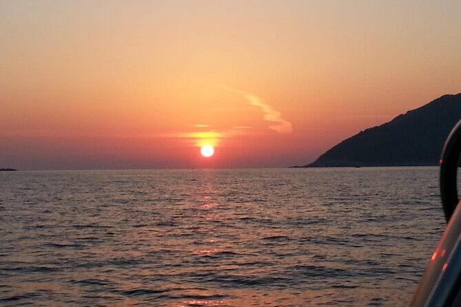 Dubrovnik Sunset Private Speed Boat Tour - Stop 2 at Lokrum: Quiet Sunset Time in a Bay