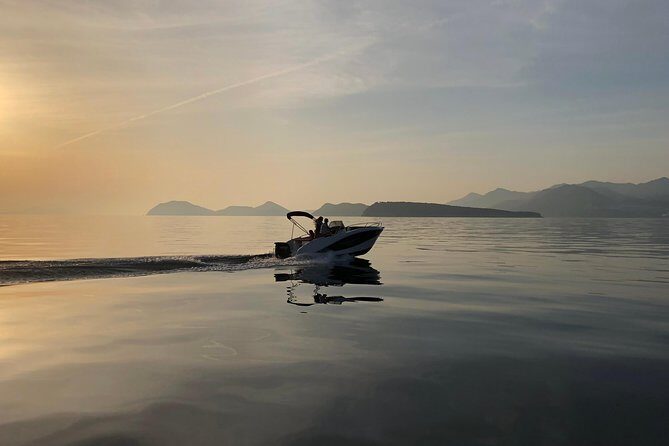 Dubrovnik Sunset Private Speed Boat Tour - The 6:00 pm Departure and How Timing Shapes the Views