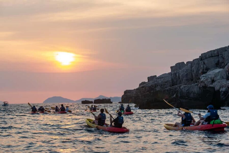Dubrovnik: Sunset Sea Kayaking Tour - Fitness, Safety, and Who Should Rethink This