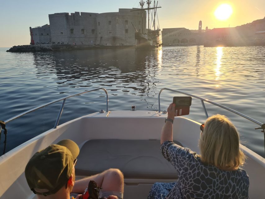 Dubrovnik: Sunset Tour With Panorama Of City Walls - Viewpoints and sunset timing: how they manage the “gold hour”