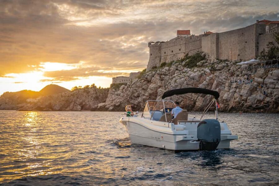 Dubrovnik: Sunset Tour With Panorama Of City Walls - Villa Šeherezade and the landmarks you’ll notice later
