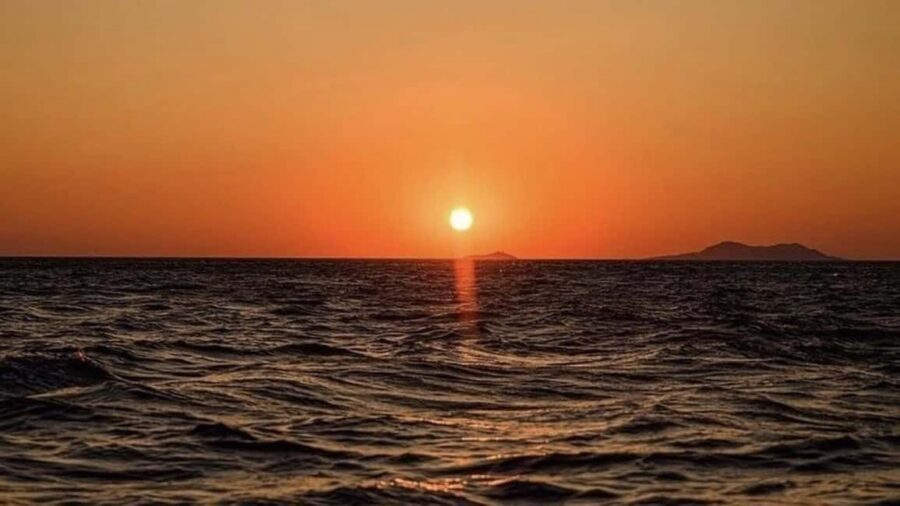 Dubrovnik: Sunset tour - The 90-Minute Route: Dubrovnik Walls, Lokrum, and Both Caves