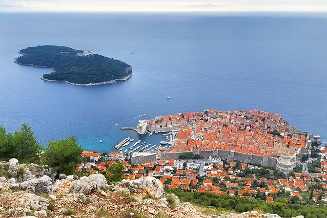 Dubrovnik walking history tour - Tour logistics: price, group size, and how the ticket works