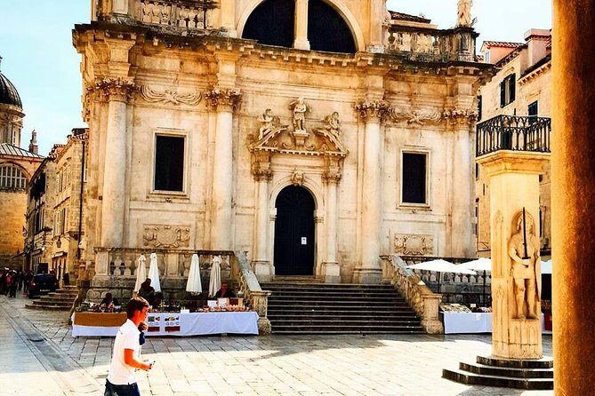 Dubrovnik walking history tour - Sponza Palace and Rector’s Palace: politics you can walk through