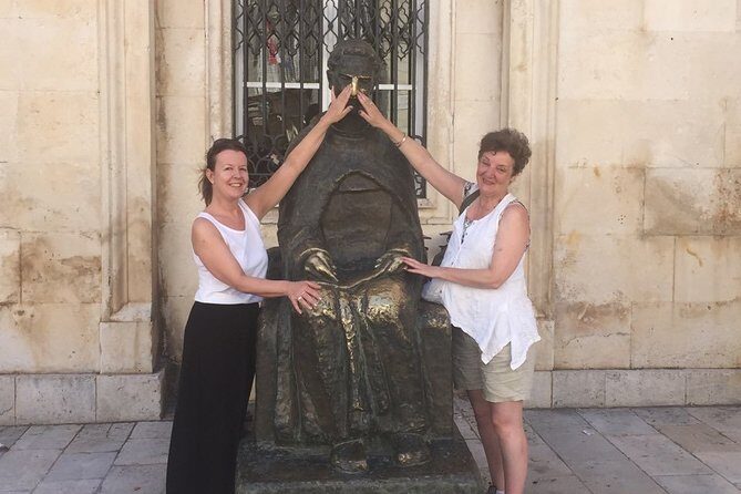 Dubrovnik's Old Town Walking Tour - Small groups and licensed guides: where the value actually shows