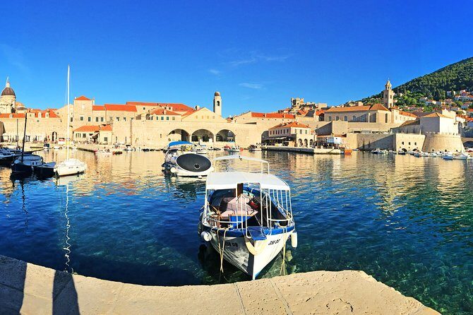 Early Bird Dubrovnik History Tour – 7:30 Start - Where you meet and where you end: easy to keep exploring