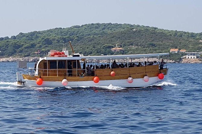 Elaphite Islands Cruise and Blue Cave Snorkeling Boat Tour from Dubrovnik - Blue Cave Snorkeling: The 30-Minute Stop That Can Make or Break Your Day