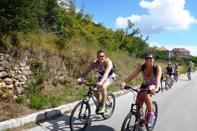 Elaphite Islands Full-Day Kayak and Bike Tour from Dubrovnik - From Dubrovnik Port to Lopud: the calm start that matters