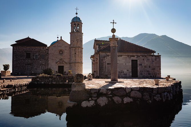 Elaphite Islands - Full-Day Kayaking and Snorkeling tour - Port Gruz back to Dubrovnik: a sunset ferry finish
