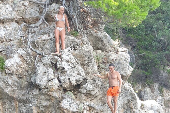 Elaphiti Island private boat tour - Stop 1: Kolocep caves and the Blue Cave swim window