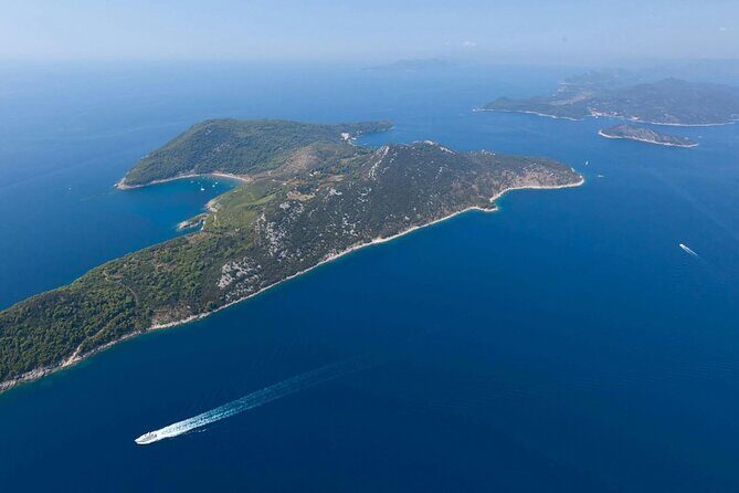 Elaphiti Islands by Catamaran with snacks and unlimited drinks from Dubrovnik - Koločep-to-Lopud Sailing: The Route Between Islands