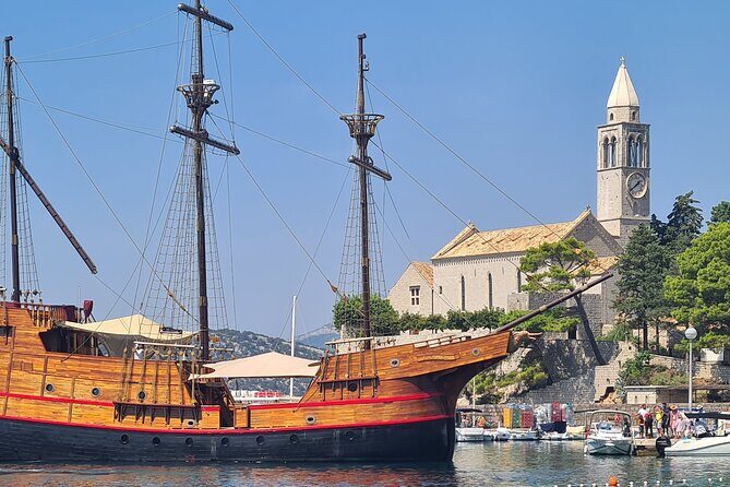 Elaphiti Islands On The Luxury Pirate Ship Karaka Dubrovnik - Karaka pirate-ship comfort: shade, Wi‑Fi, and that replica-ship vibe