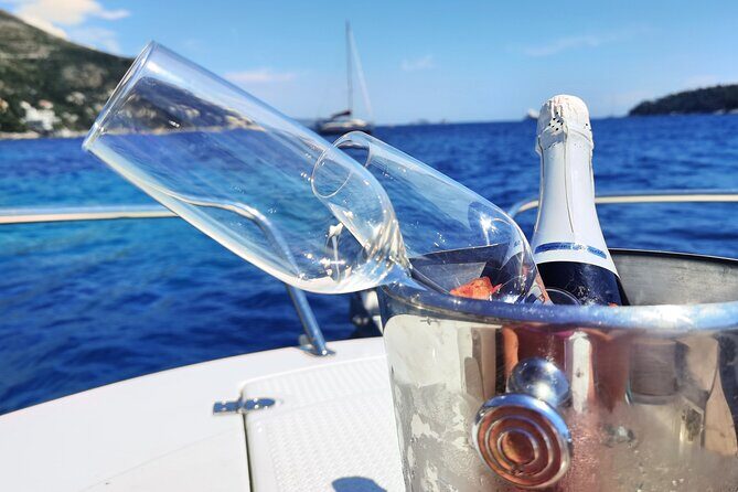 Explore Elaphiti Islands in this unique tour at your own pace for 4 or 8 hours - Who this Elaphiti private charter suits best