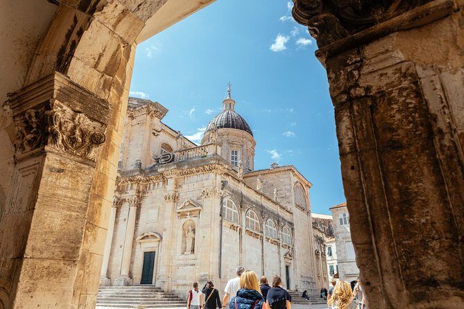 Family Friendly Dubrovnik Private City Tour - Getting Oriented Fast: Starting at Babić pekara and Heading Into the Old Town