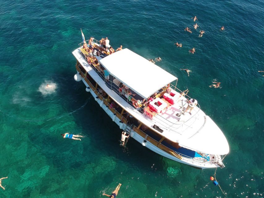 From Dubrovnik: Elaphite Islands Day Trip with Lunch - Sipan: a calmer island walk with a swim option