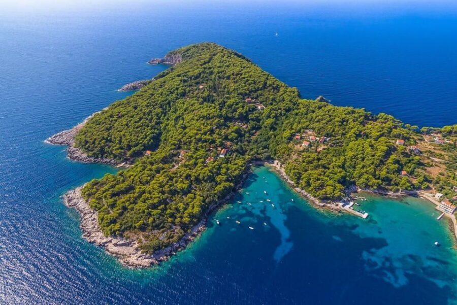 From Dubrovnik: Elaphite Islands Day Trip with Lunch - Lunch onboard: fish, meat, vegetarian, and unlimited drinks