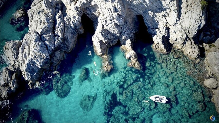 From Dubrovnik: Full-Day Private Boat Tour of Elafiti Island - Boat comfort and how the itinerary fits together