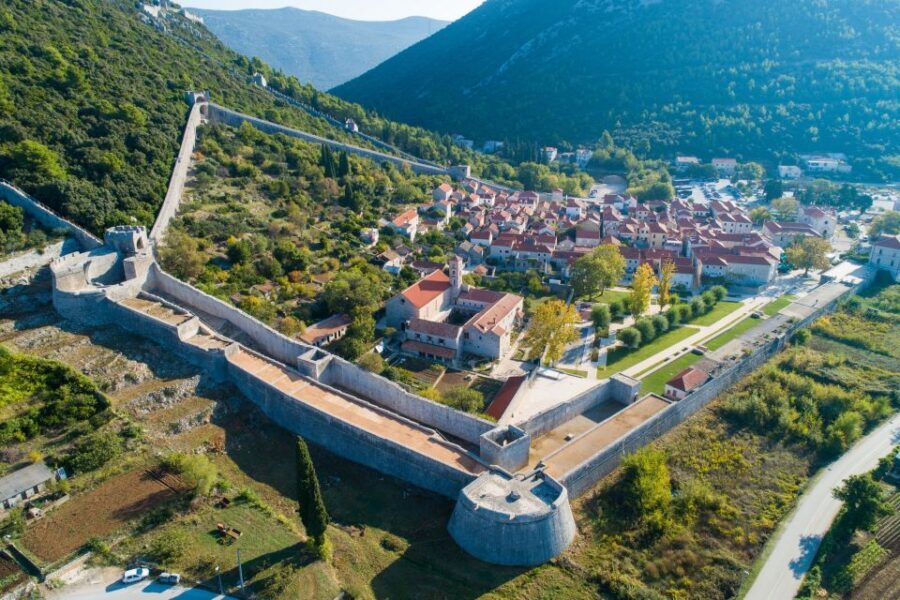 From Dubrovnik: Guided Tour of Pelješac & Korčula - The road trip from Dubrovnik: beautiful views, real time in a van