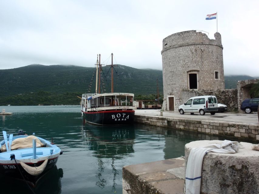 From Dubrovnik: Mali Ston Oyster Paradise Tour with Transfer - Ston Free Time: Coffee, Walls, and a Quick Way to Feel the Place