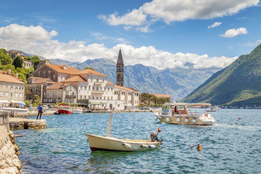 From Dubrovnik: Montenegro Day Trip - Kotor Old Town: Using 3 Hours to See the Best of Medieval Walls