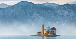From Dubrovnik: Montenegro Day Trip with Cruise in Kotor Bay - Getting over the border early: 06:55 pickup and long-coach reality