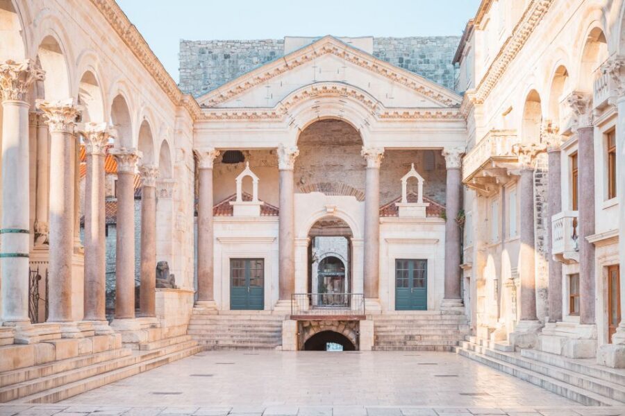 From Dubrovnik: Split Day Trip and City Tour with Transfers - Your 3 Hours in Split: Market, Lunch Time, and Riva Strolls