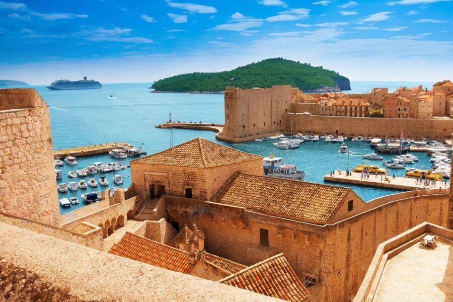 From Split & Trogir: Dubrovnik Guided Day Tour - Should You Book the Split & Trogir to Dubrovnik Guided Day Tour?