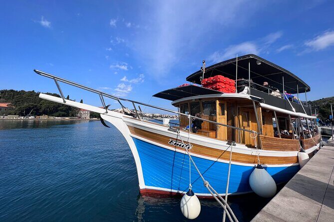 Full-Day Dubrovnik Elaphite Islands Cruise with Lunch and Drinks - Stop 1: Lopud Island for Šunj Beach and the Botanical Gardens
