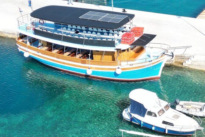 Full-Day Dubrovnik Elaphite Islands Cruise with Lunch and Drinks - Lunch on Board: Grilled Chicken, Hake, or Vegetarian With Drinks Included