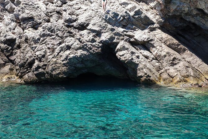 Half-Day Best Beaches & Bays Private Speed Boat Tour - Price and the Real Value for Up to Four People
