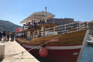 Island Hopping & City Walls Cruise with Food and Open Bar - 10:45 Departure and the Pace of a 7-Hour Day